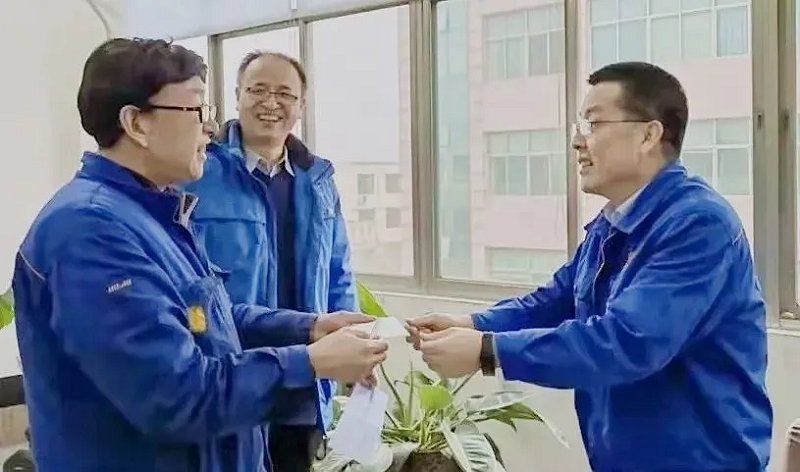 开元游戏大厅app机床集团向导班子走访慰问难题职工 -  开元游戏大厅app