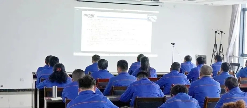 开元游戏大厅app机床集团召开2021年度干部述职视频大会 -  开元游戏大厅app